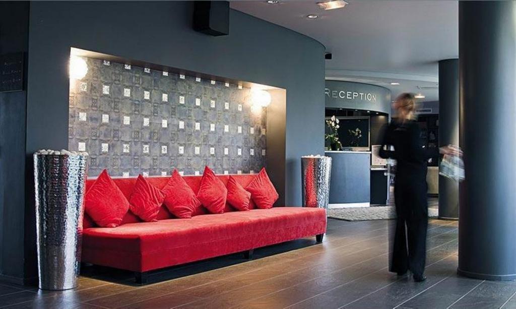 Standing Hotel Suites By Actisource Roissy-en-France Luaran gambar